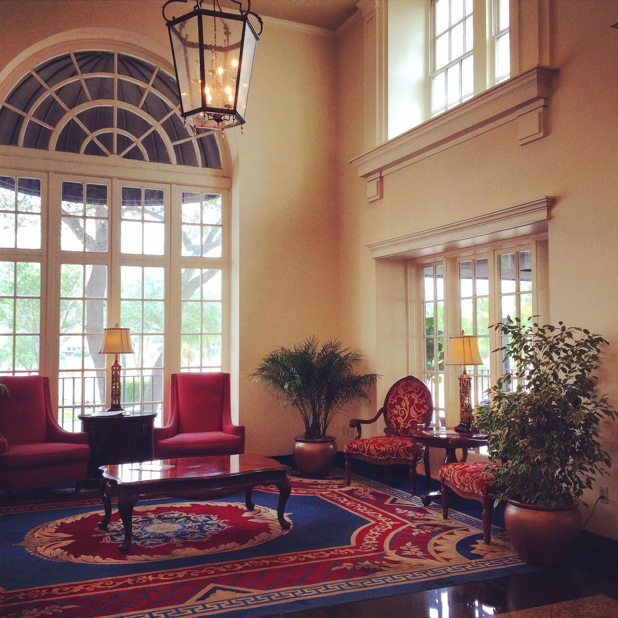 The Terrace Lakeland, Tapestry Collection By Hilton Hotel