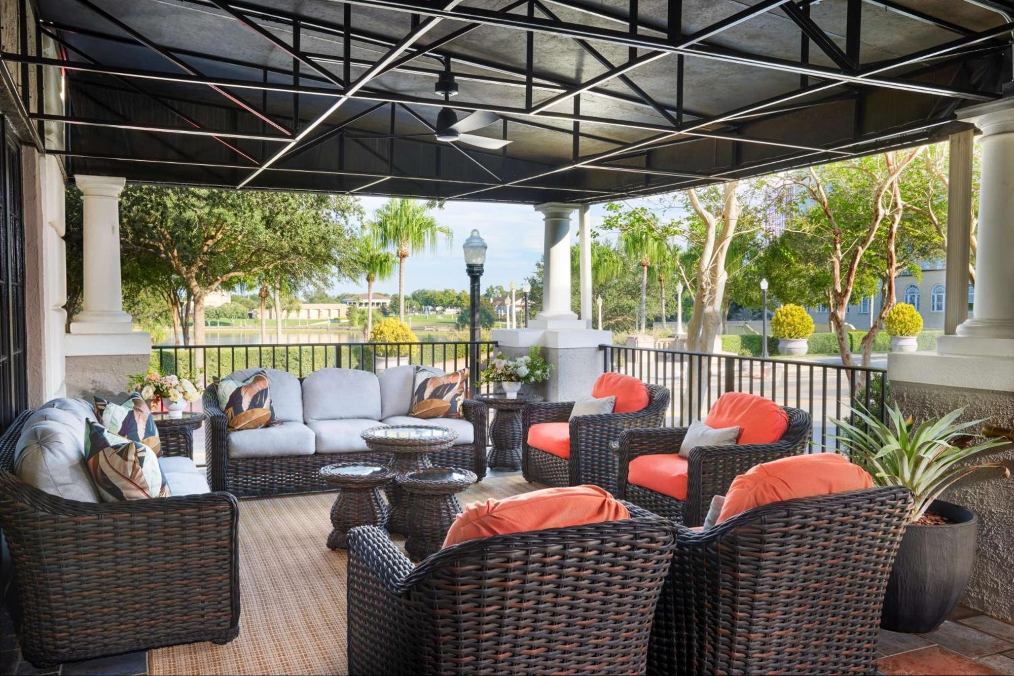 The Terrace Lakeland, Tapestry Collection By Hilton